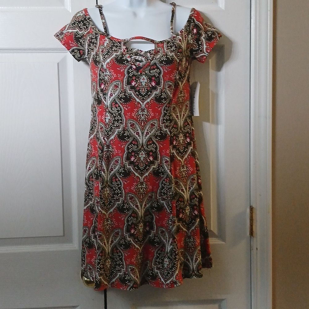 Eye Candy cold shoulder paisley butter soft midi dress Sz M NWT